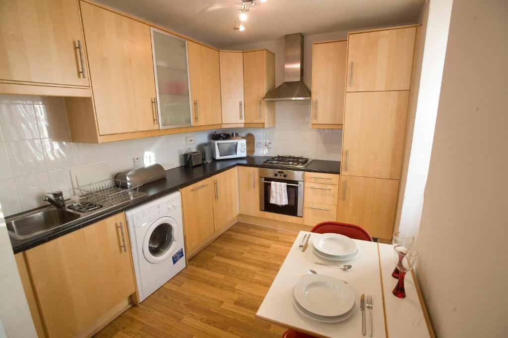 Innercitylets - Royal Mile Edinburgh Room photo